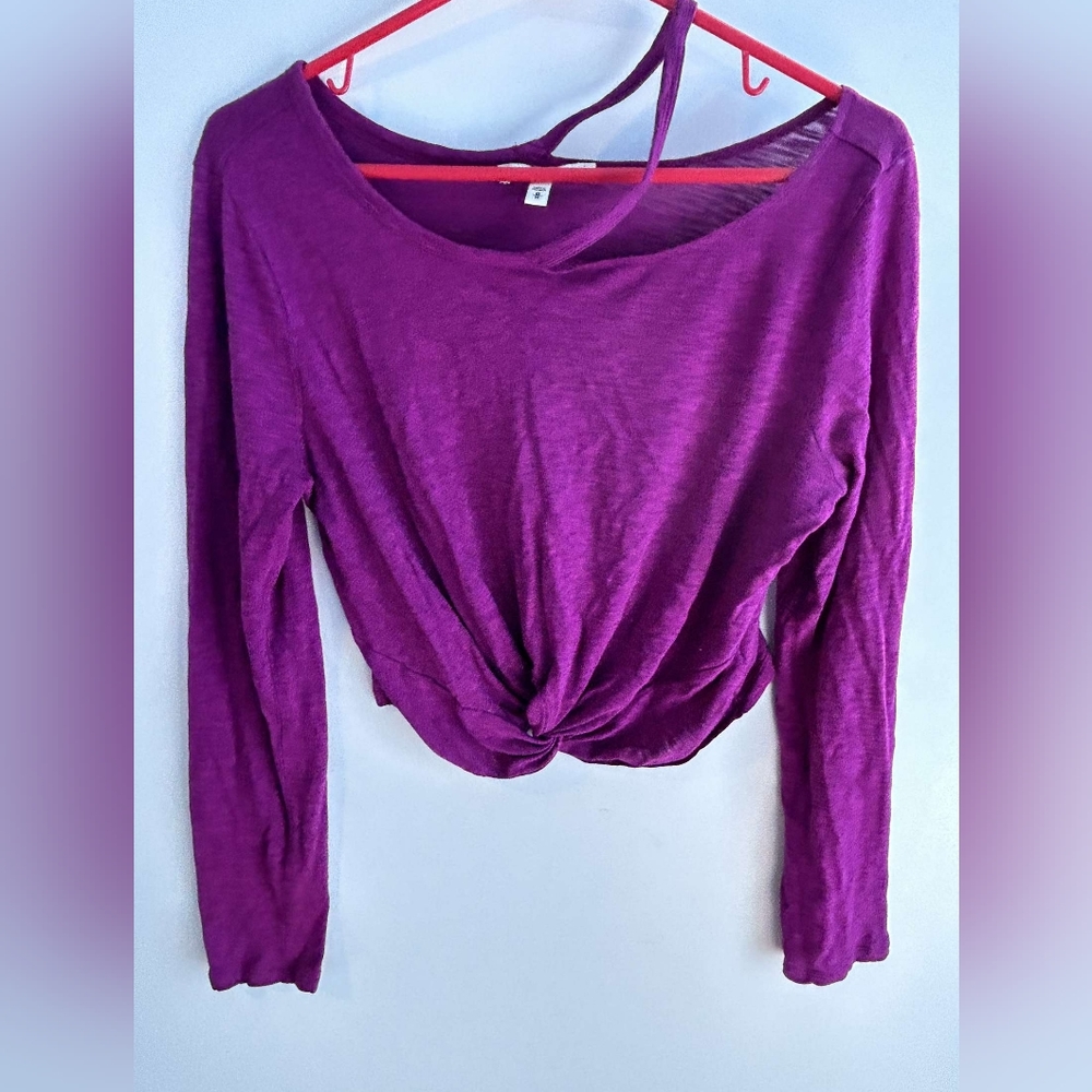 Express One Eleven, Violet, Front tie, Shoulder accent, Shirt. Size M